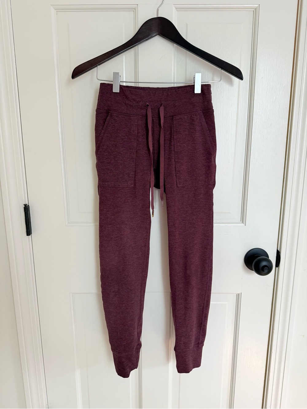 aerie Chill Play Move Draw String Jogger Pants